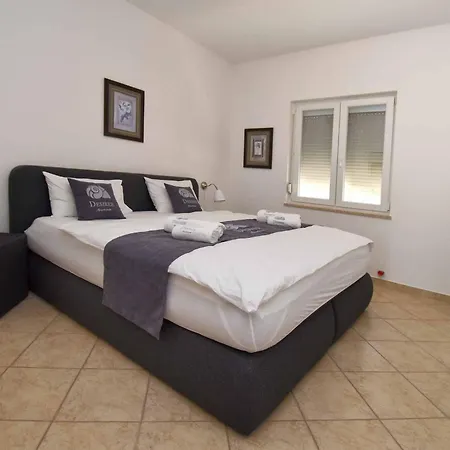Wish Apartments Porec Esterno foto
