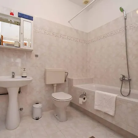 Wish Apartments Porec Esterno foto